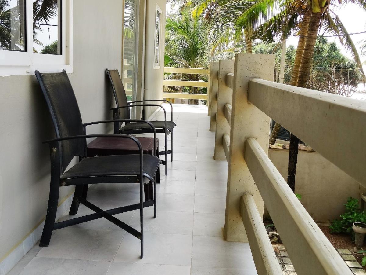 Amssler Beach Stay Kalutara Exterior photo